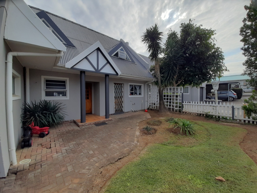 3 Bedroom Property for Sale in Abbotsford Eastern Cape